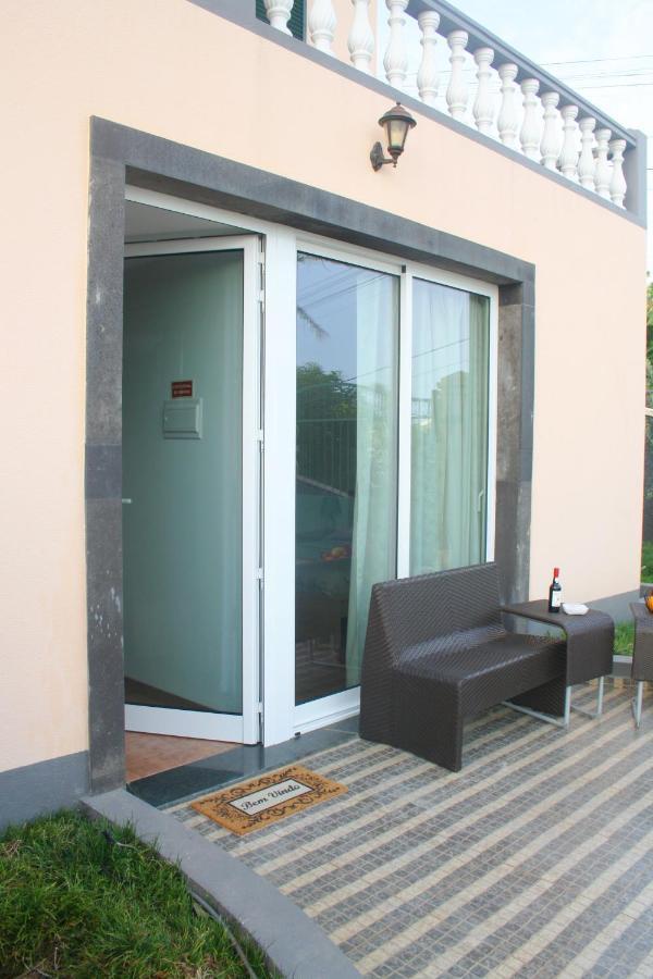 Lugar Dos Louros 2 Apartment Estreito Da Calheta Exterior foto